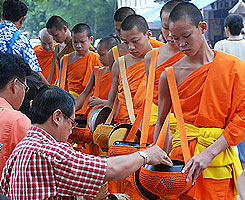 โพลล์ออกพรรษาไม่เลิกเมาถาวร 