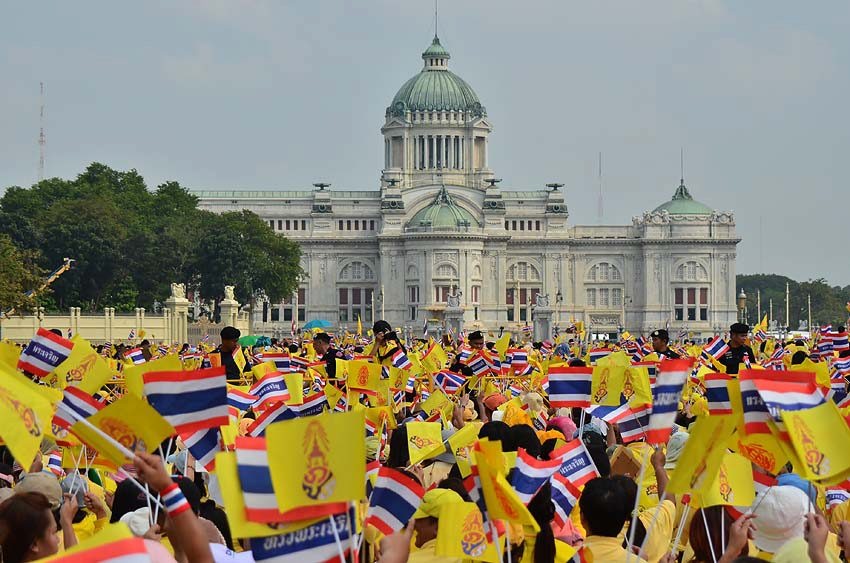 "ในหลวง" ทรงย้ำคนไทยมีสติ thaihealth