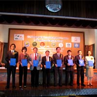 8 องค์กรร่วมสนับสนุน “มุมนมแม่”