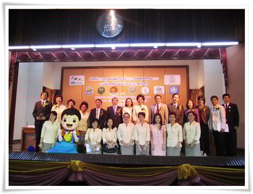 8 องค์กรร่วมสนับสนุน “มุมนมแม่”