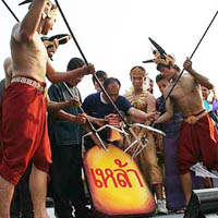 กองทัพเรือร่วมสสส.หนุน “เลิกเหล้าเข้าวัด”