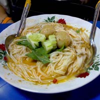 จัดงาน”ขนมจีนหม้อยักษ์”ดึงทัวร์