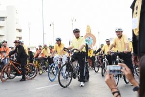 พลเอกประยุทธ์ จันทร์โอชา  นายกรัฐมนตรี ร่วมปั่นจักรยานในพื้นที่เกาะรัตนโกสินทร์
