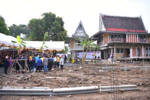 thaihealth พิธียกเสาเอกศูนย์ฟื้นฟูและพัฒนาศักยภาพคนไร้บ้าน จังหวัดปทุมธานี