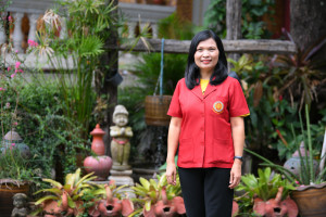 นางนฤมล อัคคพงศ์พันธุ์ ครูประจำแผนกวิชาการจัดการ วิทยาลัยอาชีวศึกษาจังหวัดเชียงใหม่