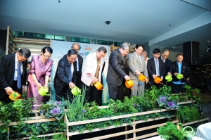 thaihealth พิธีเปิดงานนิทรรศการ เส้นทางกิน พอดี สู่ชีวีมีสุขและ งาน Green Consumer Society Fair