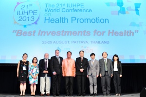 พิธีเปิดการประชุมนานาชาติด้านการสร้างเสริมสุขภาพ ครั้งที่ 21 เมื่อวันที่ 25 สิงหาคม 2556 ที่ศูนย์การประชุมพีช พัทยา จ.ชลบุรี นายกิตติรัตน์ ณ ระนอง รองนายกรัฐมนตรี และประธานกรรมการกองทุนสนับสนุนการสร้างเสริมสุขภาพ เป็นประธานในพิธีเปิดการประชุมนานาชาติด้านการสร้างเสริมสุขภาพ ครั้งที่ 21 (The 21th IUHPE World Conference on Health Promotion 2013) ซึ่งประเทศไทย โดยสำนักงานกองทุนสนับสนุนการสร้างเสริมสุขภาพ (สสส.) ได้รับคัดเลือกจากสมาพันธ์นานาชาติด้านการสร้างเสริมสุขภาพและการศึกษา (The International Union of Health Promotion and Education : IUHPE) ให้เป็นเจ้าภาพการประชุมภายใต้หัวข้อ “การลงทุนที่ดีที่สุดเพื่อสุขภาพ (Best Investments for Health)”  โดยจัดขึ้นระหว่างวันที่ 25-29 สิงหาคม ซึ่งมีผู้เข้าร่วมประชุมกว่า 2,000 คน จากกว่า 80 ประเทศทั่วโลก

ดูรายละเอียดเพิ่มเติมได้ที่ http://www4.thaihealth.or.th/healthcontent/situations/36177
http://www4.thaihealth.or.th/healthcontent/situations/14005