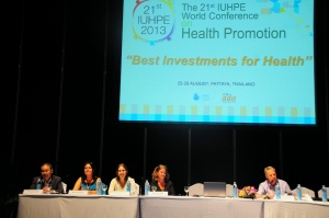 thaihealth ศักราชใหม่ของการส่งเสริมสุขภาพถ้วนหน้า:การให้ความรู้ด้านสุขภาพคือกุญแจสำคัญในการทำความเข้าใจและมองปัจจัยที่ส่งผลกระทบต่อสุขภาพ(Is Health Literacy a new frontier for promoting Equity and Health?)
