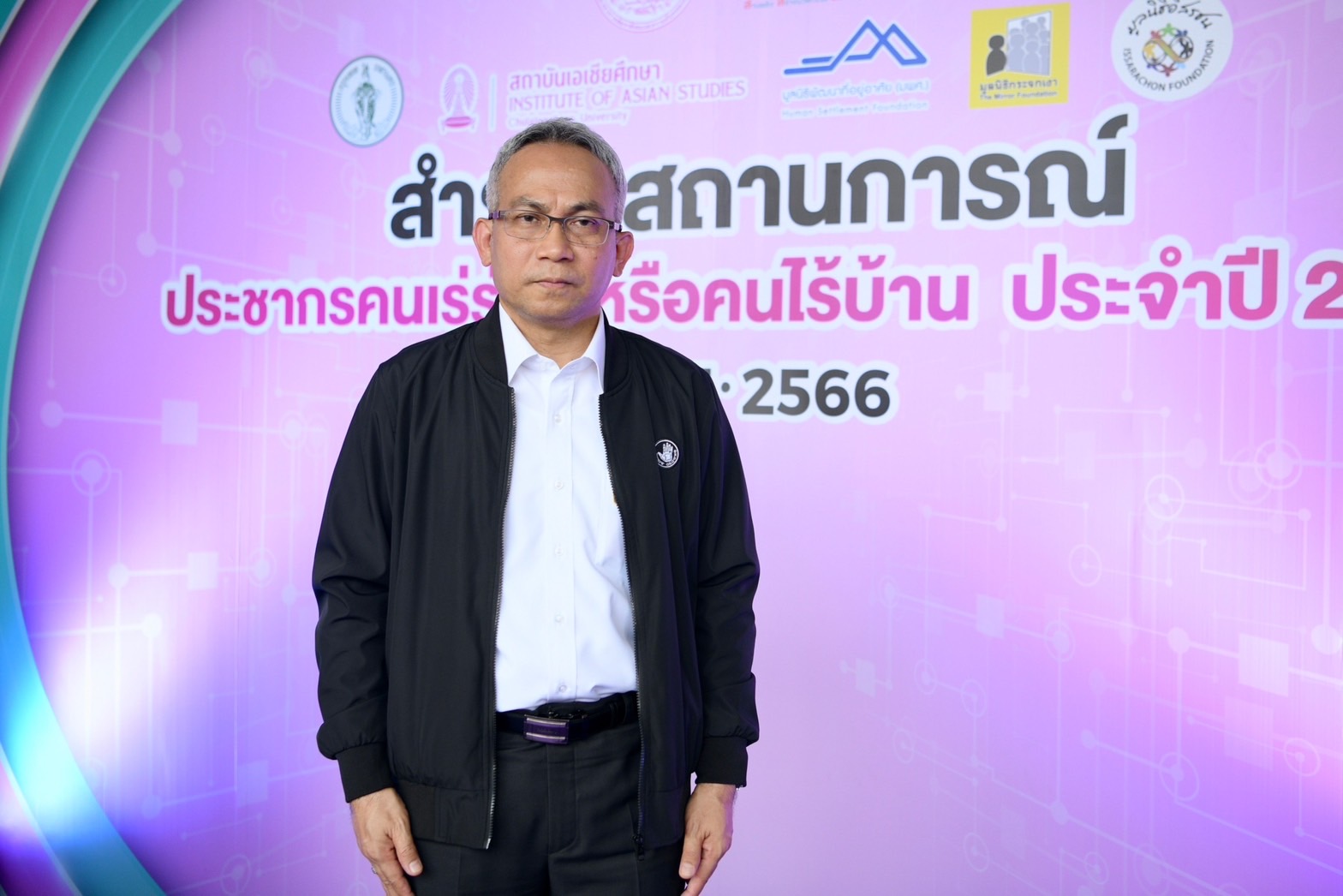 นายอนุกูล ปีดแก้ว