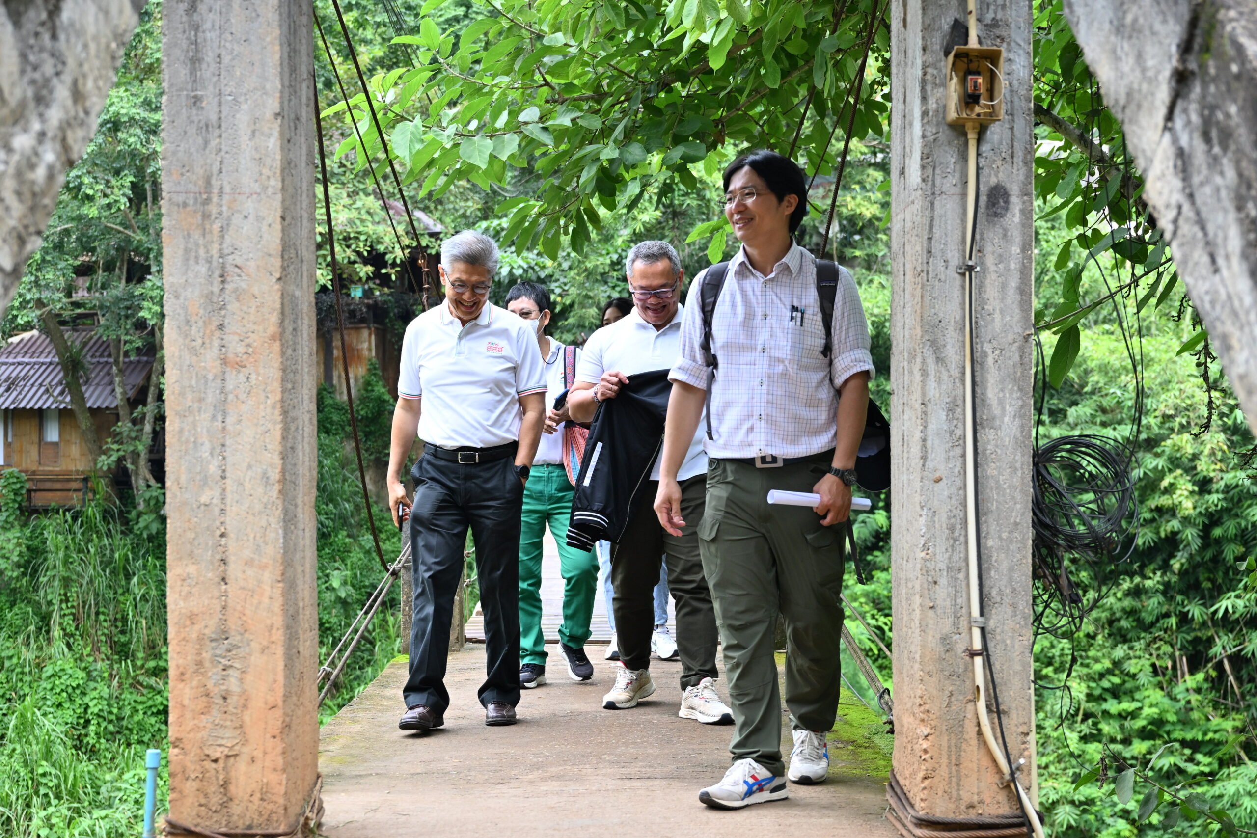 ปางช้างภูตะวัน จ.เชียงใหม่ 